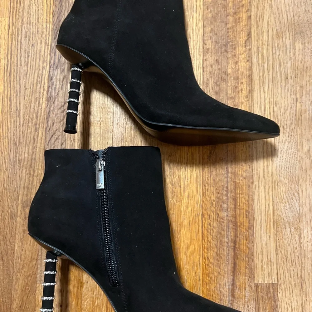 JLO JENNIFER LOPEZ-Porchia 2‎ Bootie 8M
